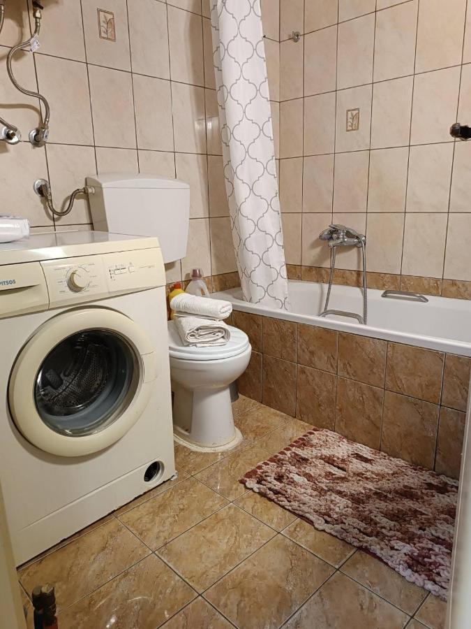 Stavros Apartments Артеміда Екстер'єр фото
